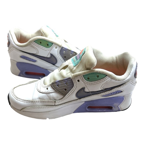 Sz 2.5Y Nike Air Max Sneakers - Picture 4 of 5